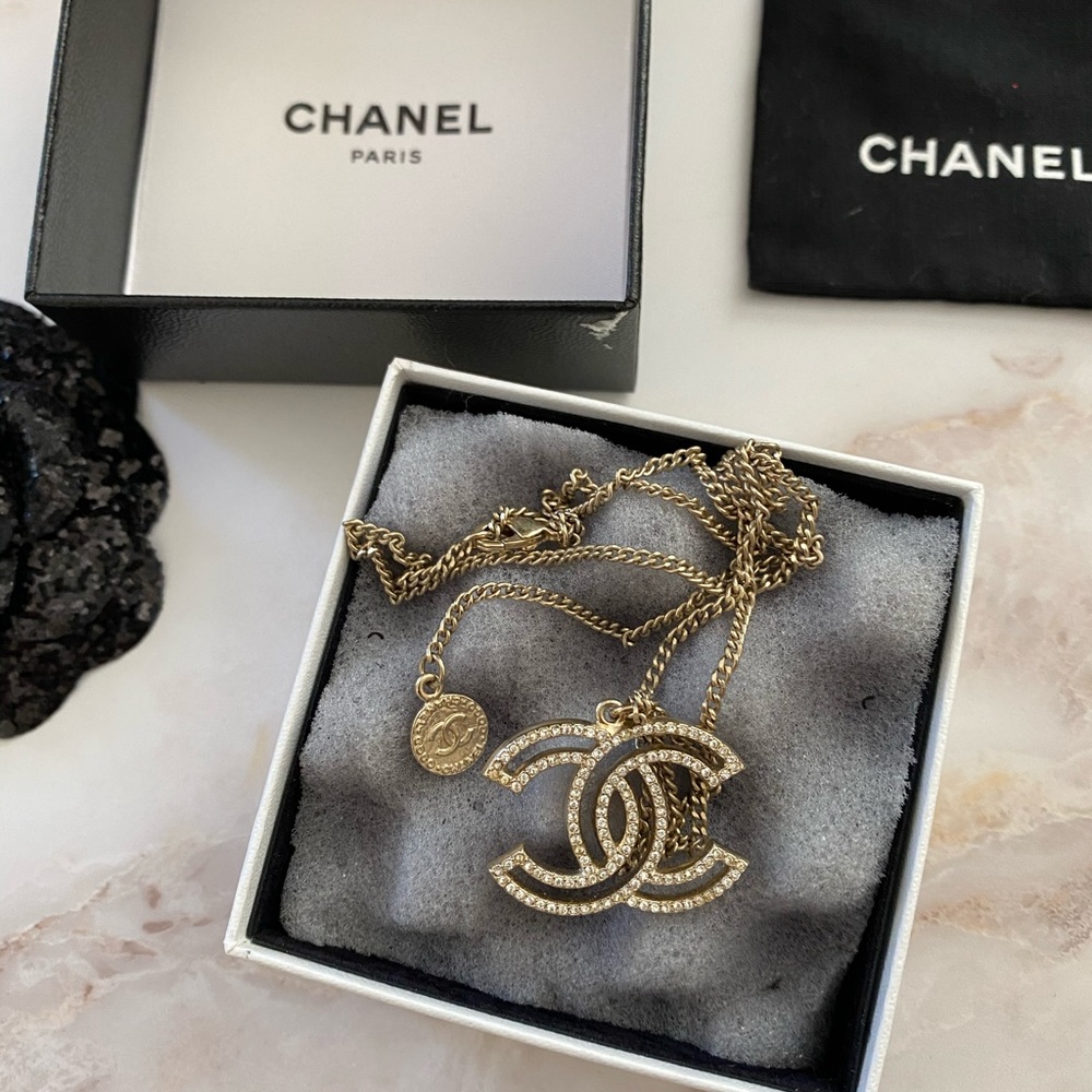 AUTH Chanel Gold Collier CC Necklace